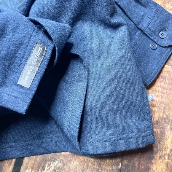 Toad & Co Men’s Flannagan Long Sleeve Flannel. XL. Blue. NWT - Picture 3 of 5
